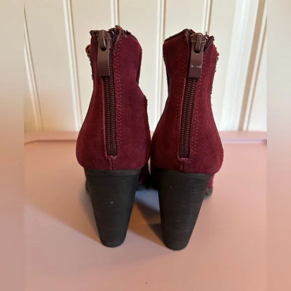 Sbicca Kolli Burgundy Suede Ankle Beaded Boots Booties, Size 8.5 - Picture 6 of 11
